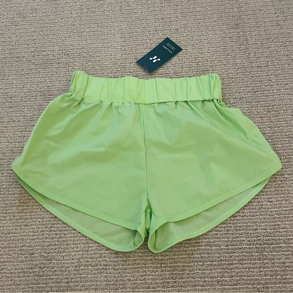 NWT halara shorts size s